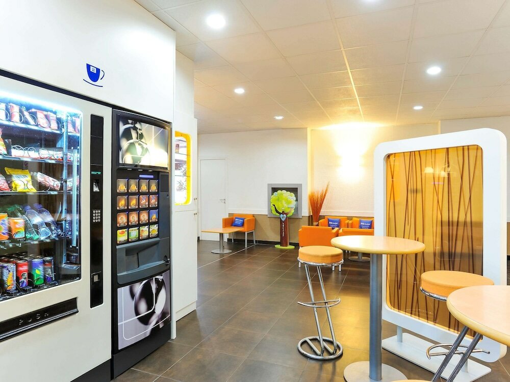 Фото Ibis budget Lille Gares Vieux-Lille