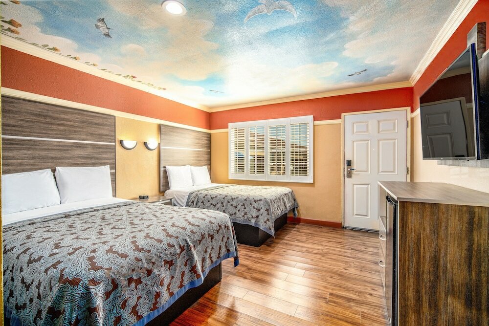 Фото Geneva Motel