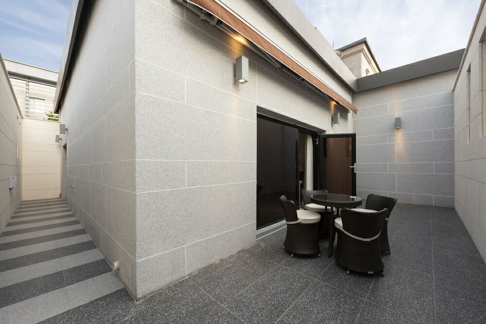 Фото Yeonsan Hound Hotel