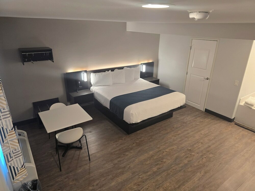 Фото Americas Best Value Inn Los Angeles at S Alvarado St