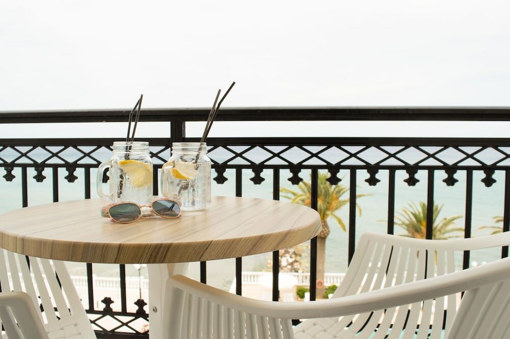 Фото Paradise Beach Hotel