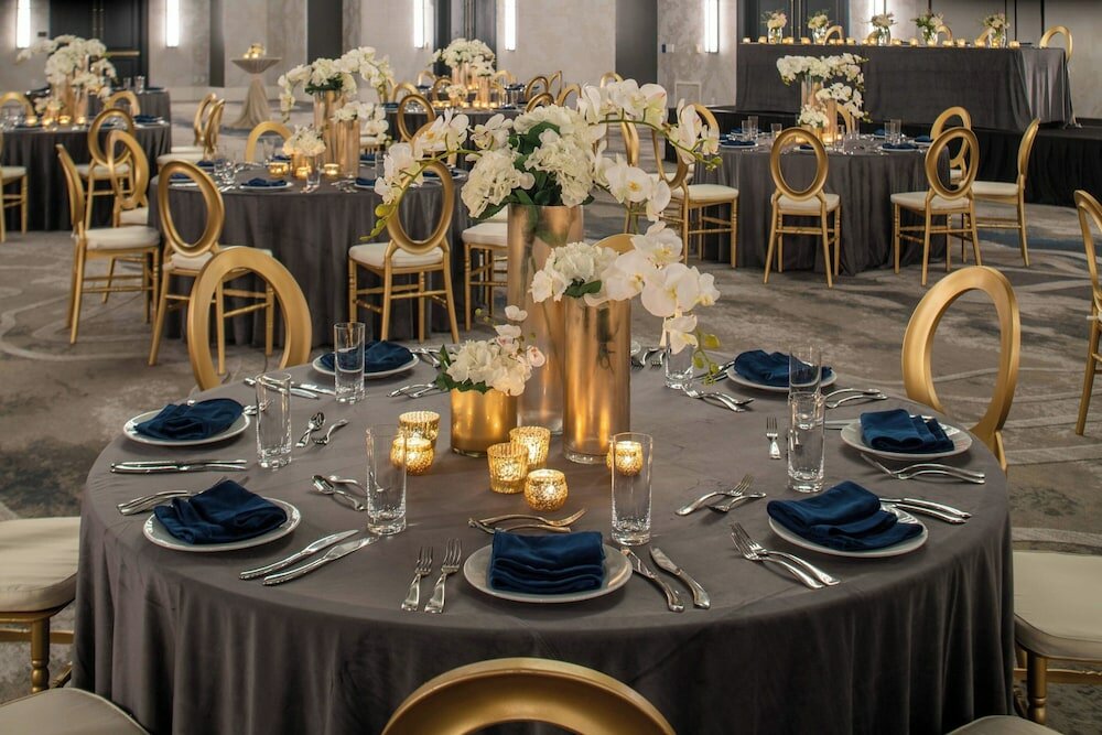 Фото New Orleans Marriott Warehouse Arts District