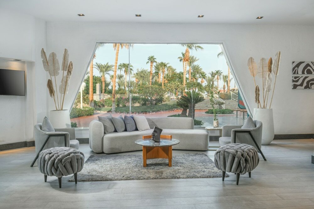 Фото Jaz Fayrouz