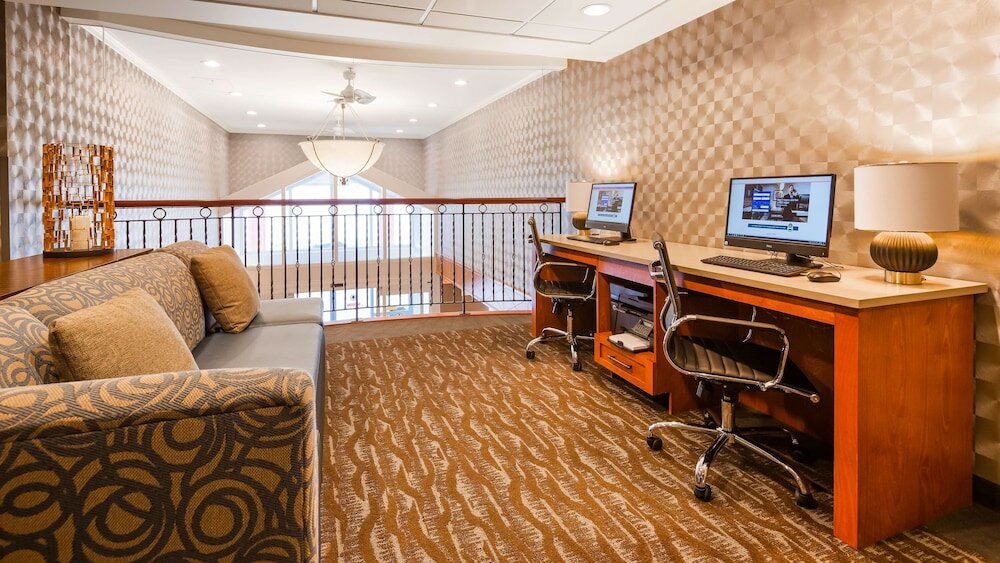 Фото Best Western Plus Calgary Centre Inn