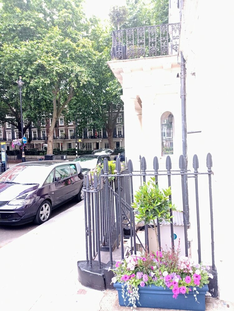 Фото Edward Hotel