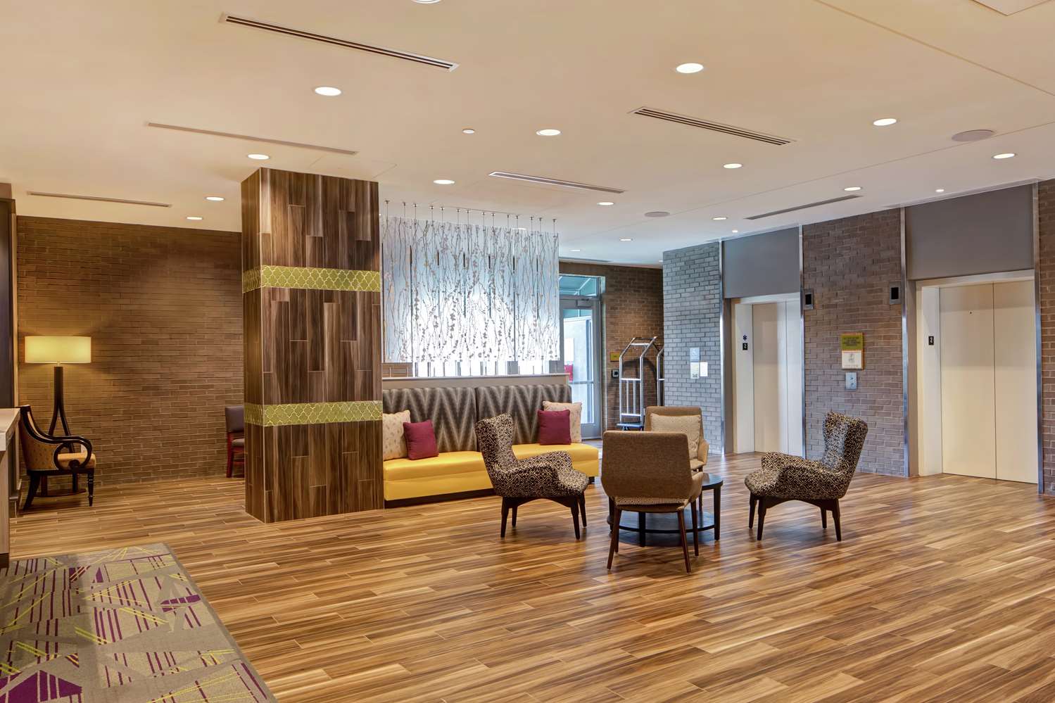 Фото Home2 Suites by Hilton Charlotte Uptown, Nc