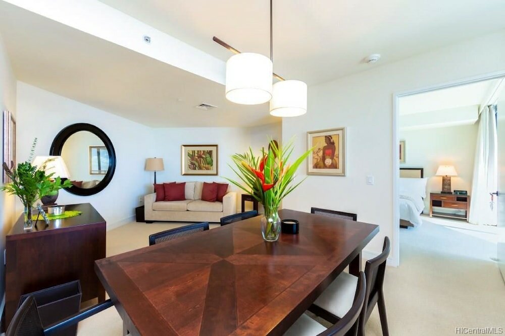 Фото Jet Luxury @ The Trump Waikiki