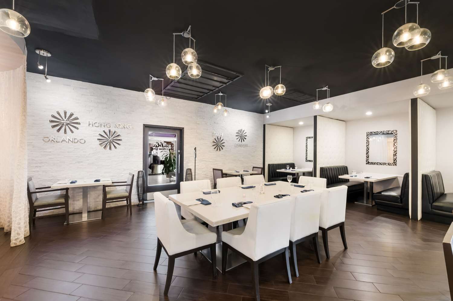 Фото Clarion Inn & Suites Across From Universal Orlando Resort