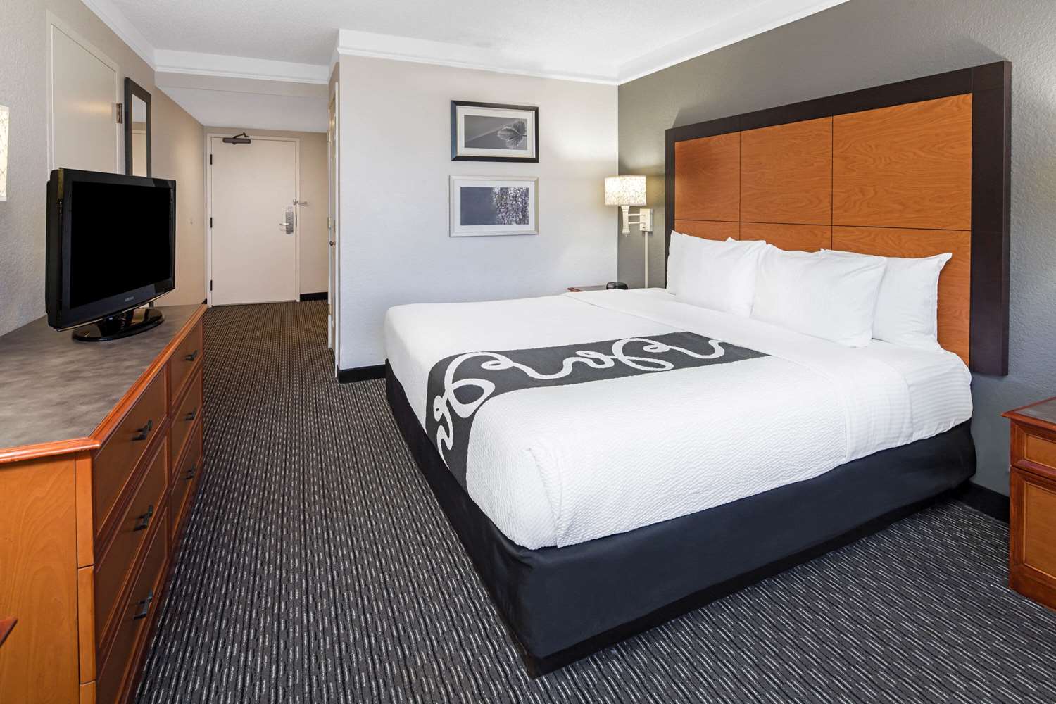 Фото La Quinta Inn & Suites by Wyndham Buena Park