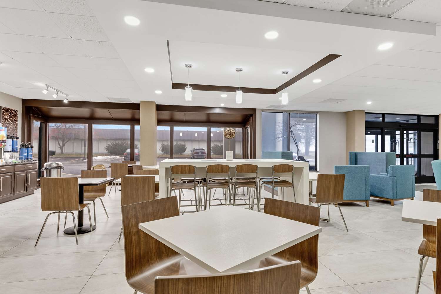 Фото Clarion Pointe Near Erie Casino