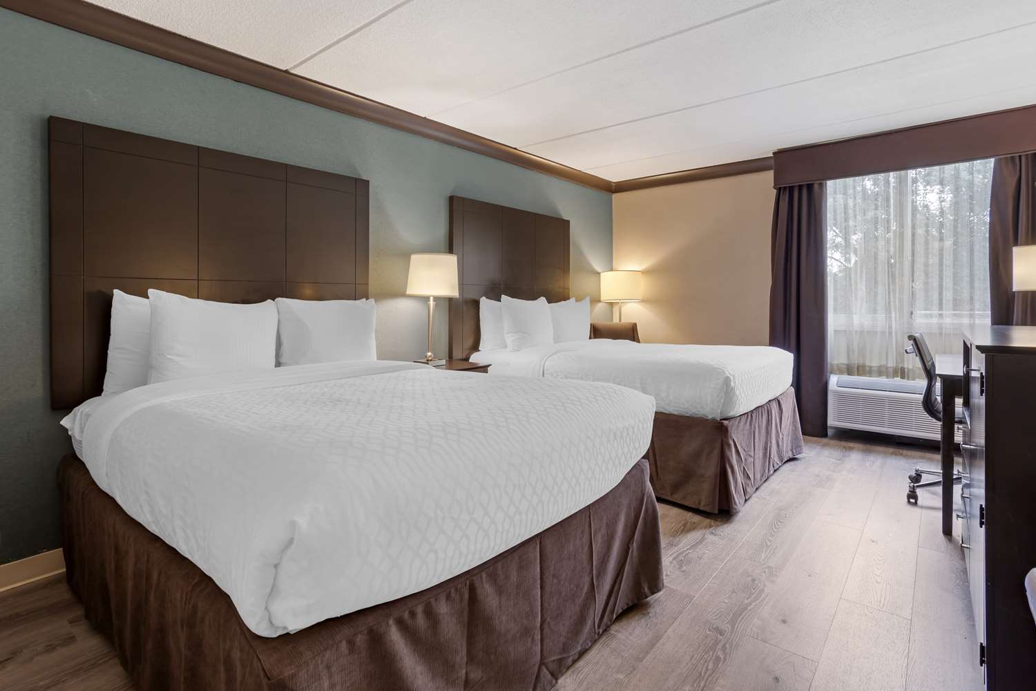 Фото Best Western Plus Kingston Hotel And Conference Center