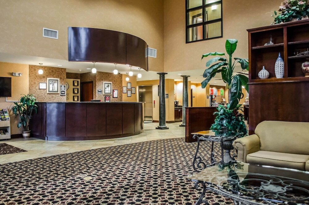 Фото Comfort Suites Mobile