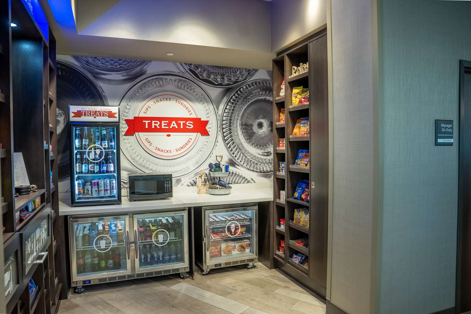 Фото Hampton Inn & Suites Erie Bayfront