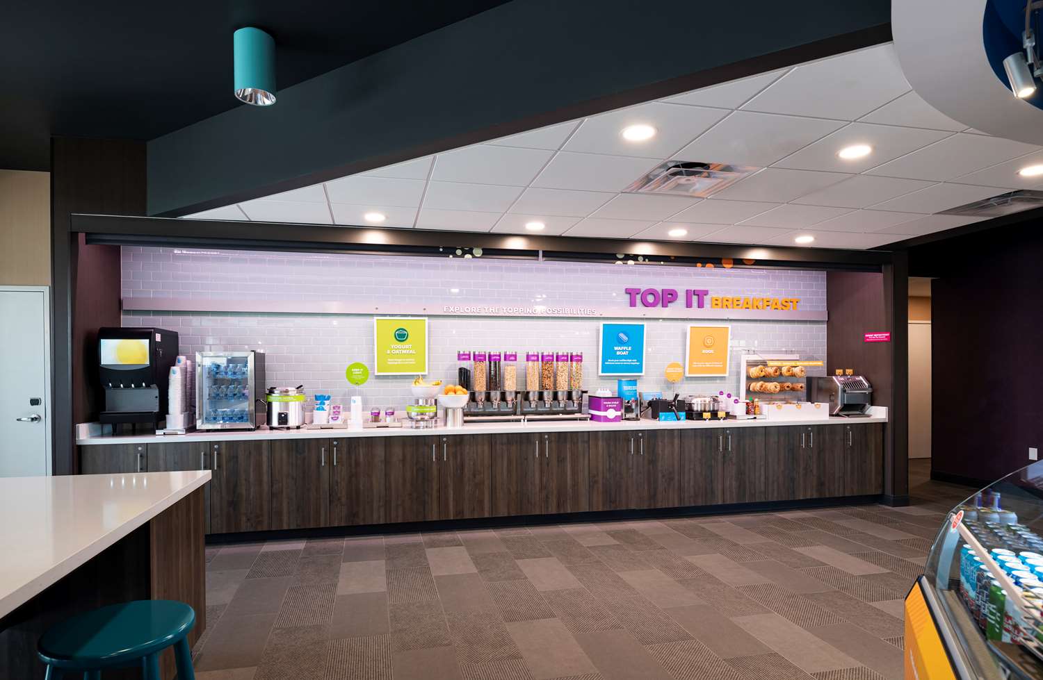 Фото Tru by Hilton Phoenix Glendale Westgate, Az