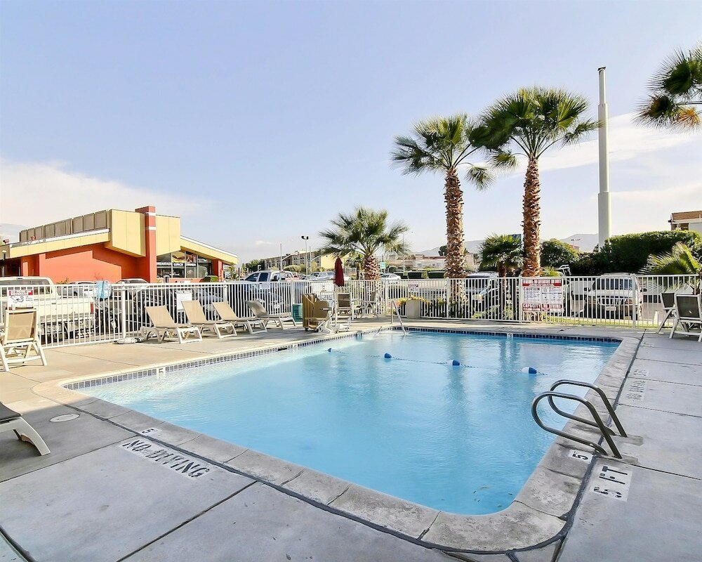 Фото Motel 6 Palmdale, Ca