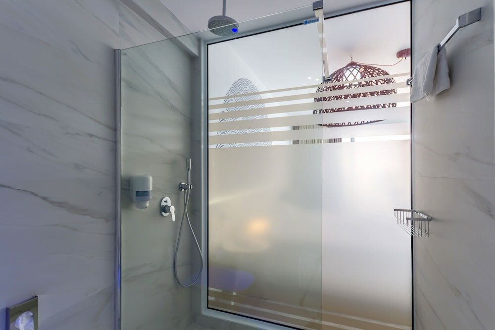 Фото Margadina Lounge Hotel