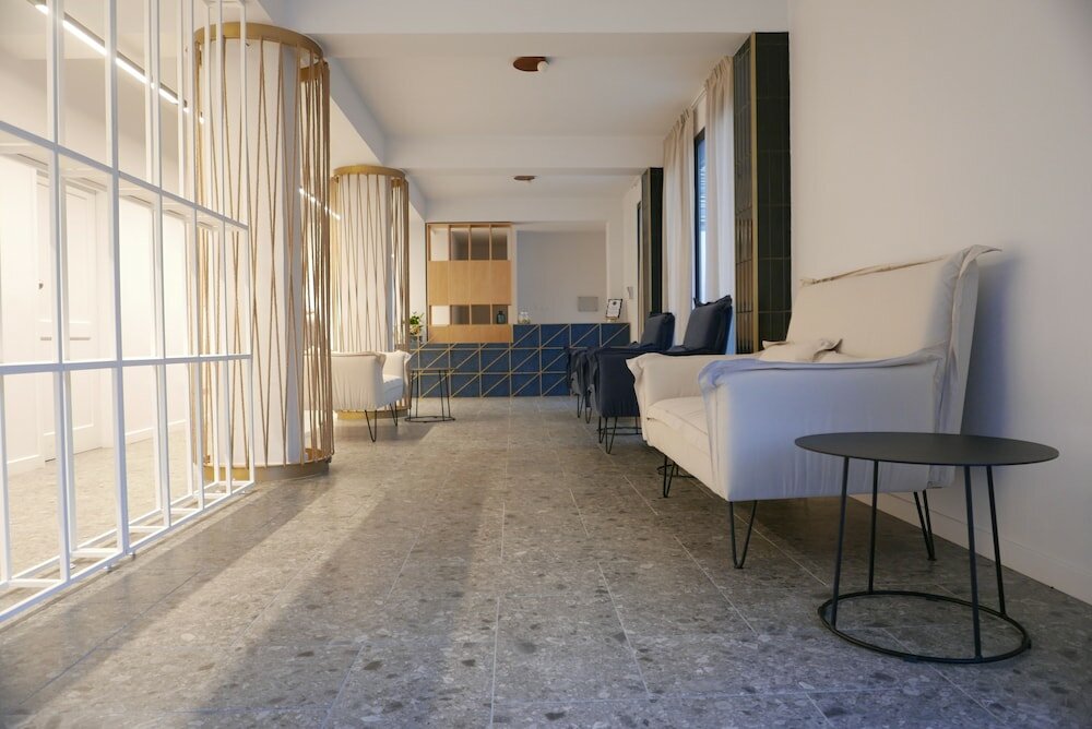 Фото E. J. Pyrgos Bay Hotel