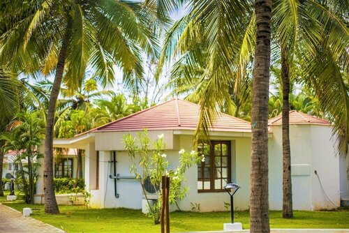 Внешний вид отеля Chariot Beach Resort в Венпурушанаттаме, фото 3