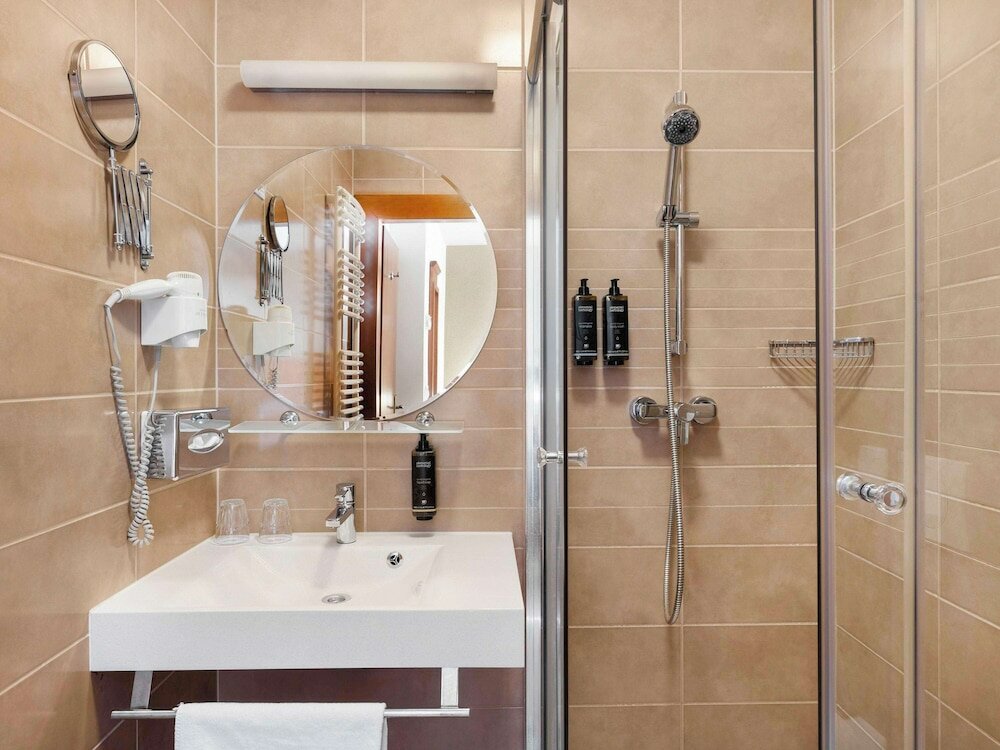 Фото Mercure Szekesfehervar Magyar Kiraly