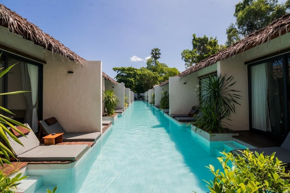 Фото The Flow Samui Beach Resort