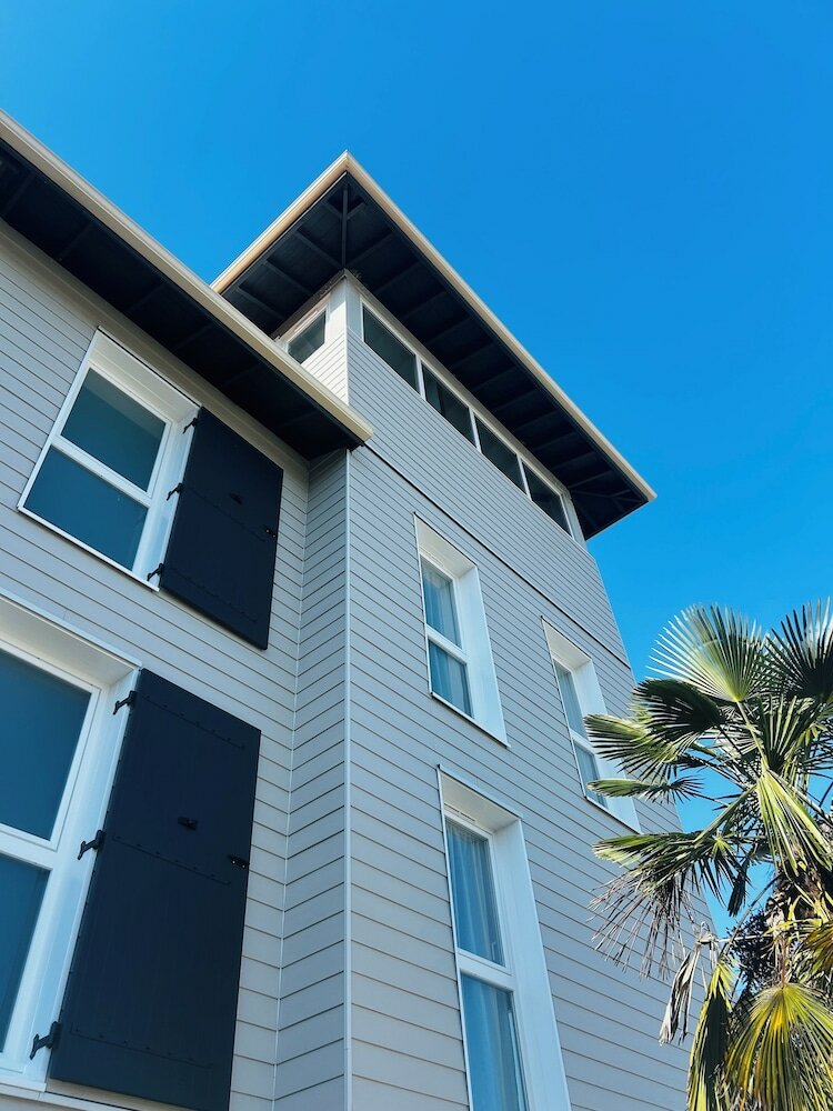 Фото Wood Inn Hôtel Aéroport Bordeaux-Mérignac