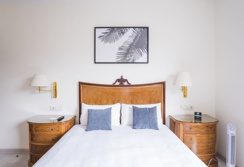 Фото Hotel Iberia