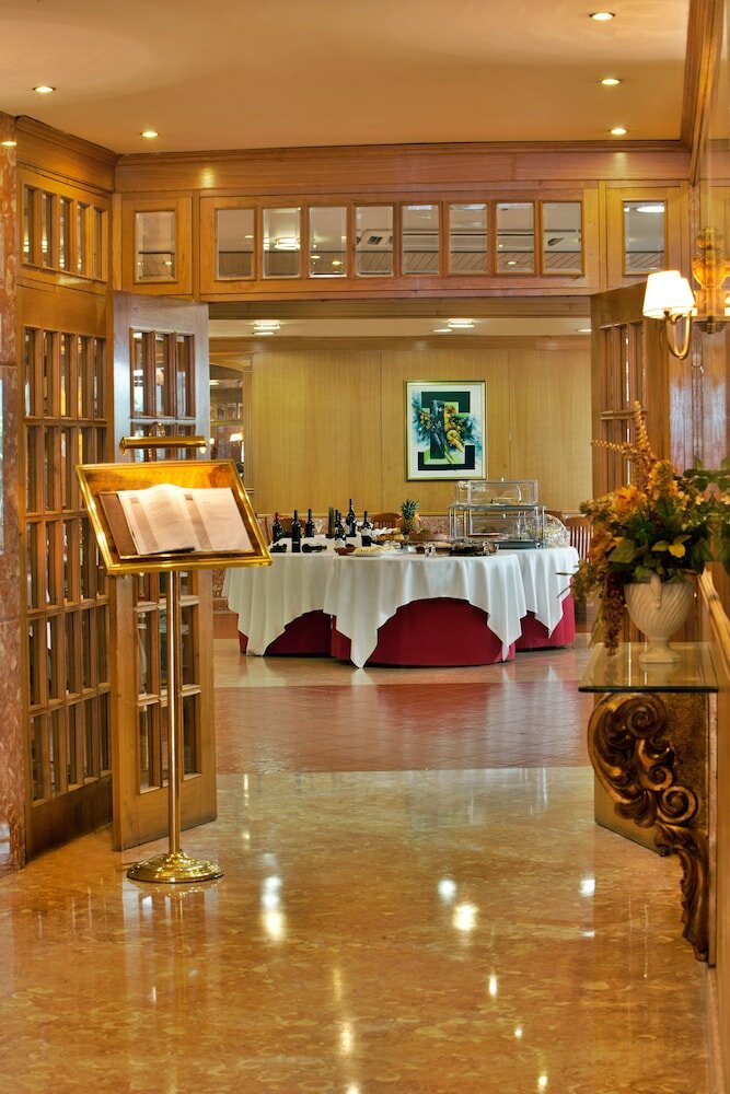 Фото Turim Lisboa Hotel