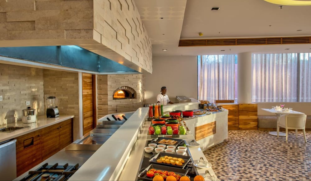 Фото Azaya Beach Resort Goa