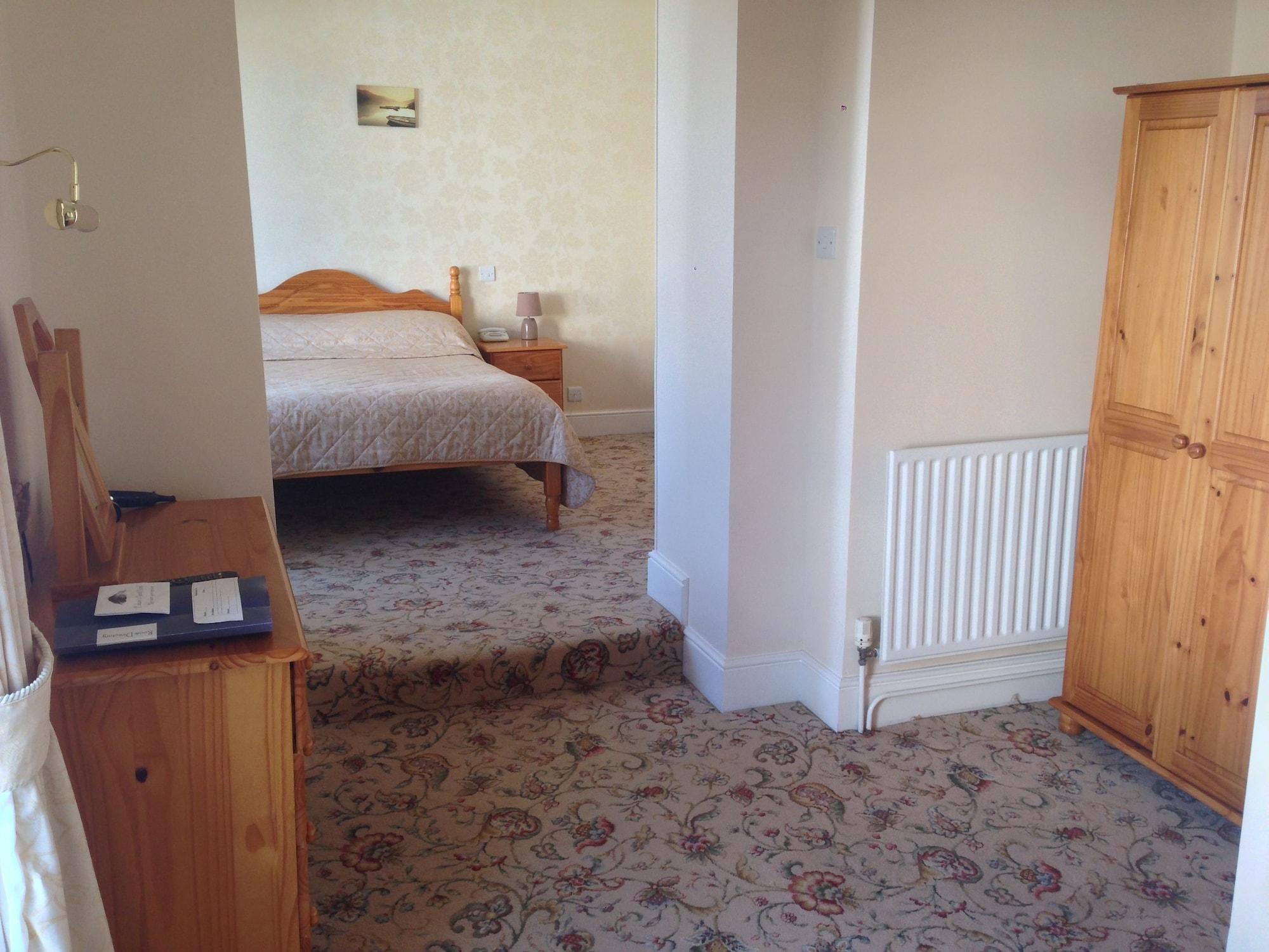 Фото Falcon's Nest Self Catering Apartments