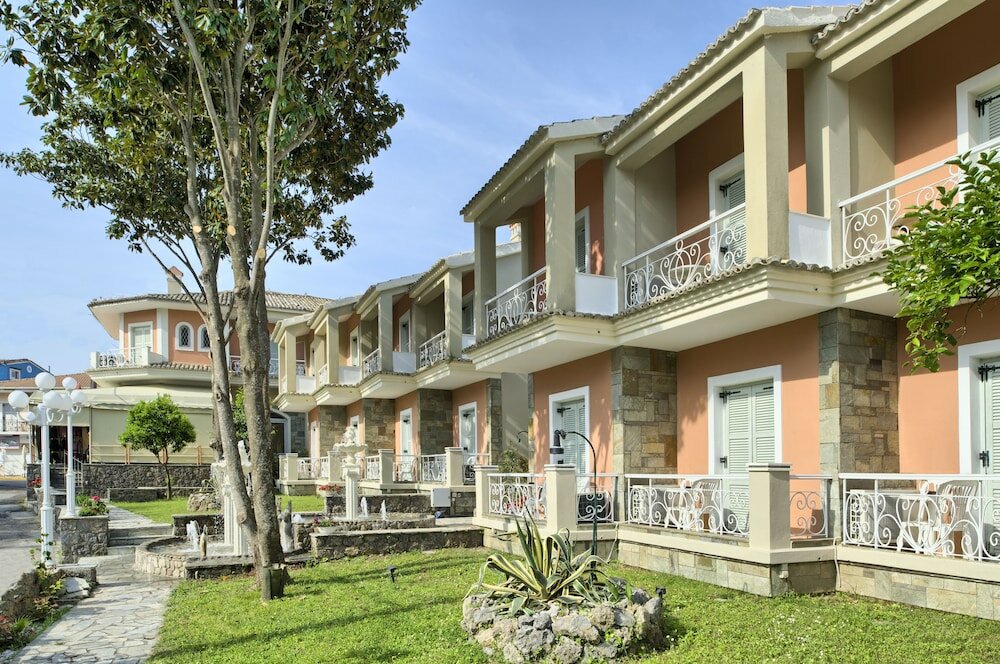 Фото Molfetta Beach Hotel