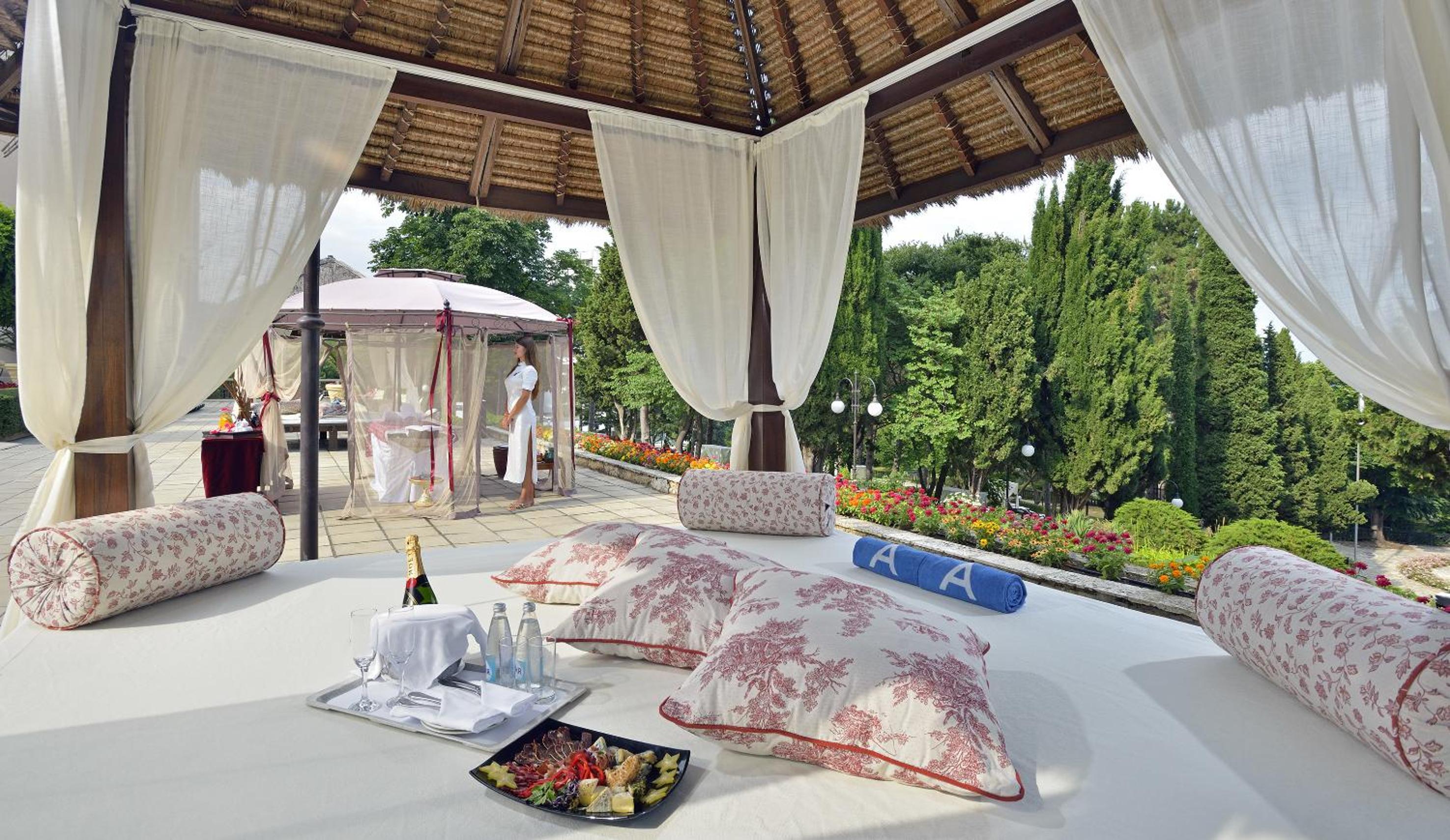 Фото Melia Grand Hermitage