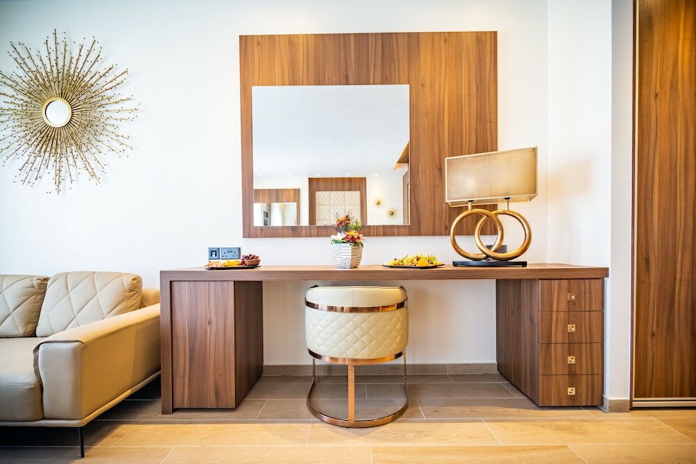 Фото Leonardo Boutique Hotel Larnaca