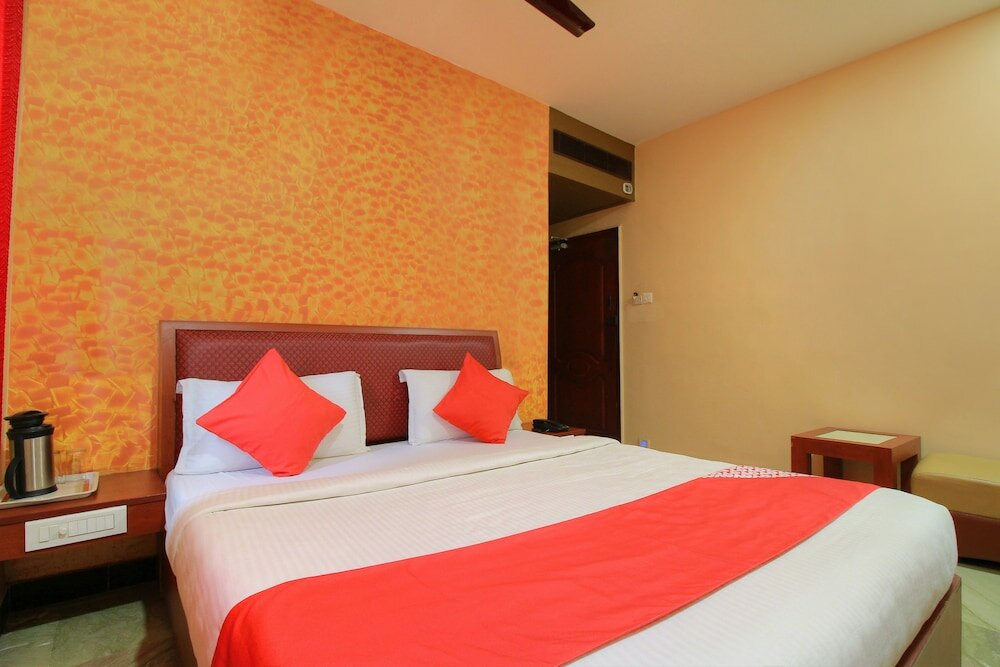 Фото Oyo 11585 Hotel Shreenithi