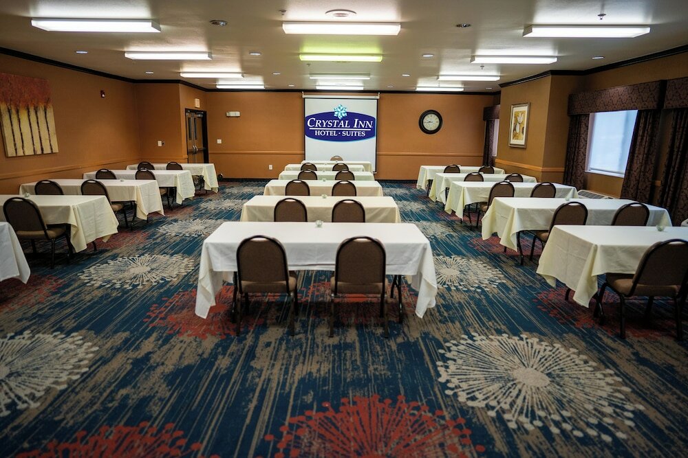 Фото Crystal Inn Hotel & Suites Midvalley