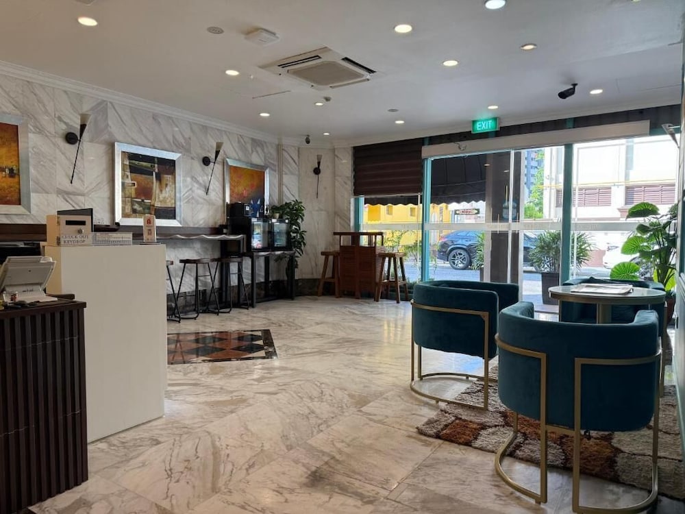 Фото Hotel Jjh Aliwal