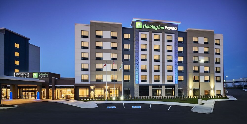 Фото Holiday Inn Express Niagara-On-The-Lake