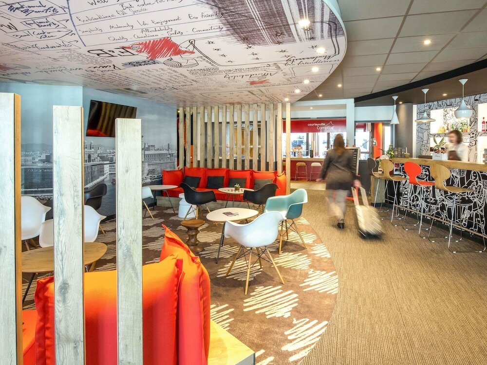 Фото Ibis Marseille Timone