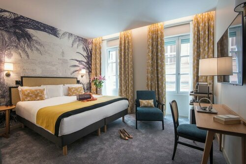 Гостиница Mercure Nice Marché aux Fleurs Hotel в Ницце