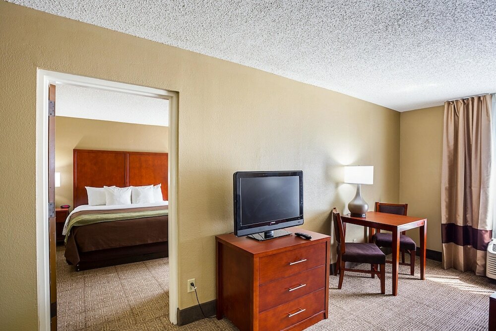 Фото Comfort Inn University Area