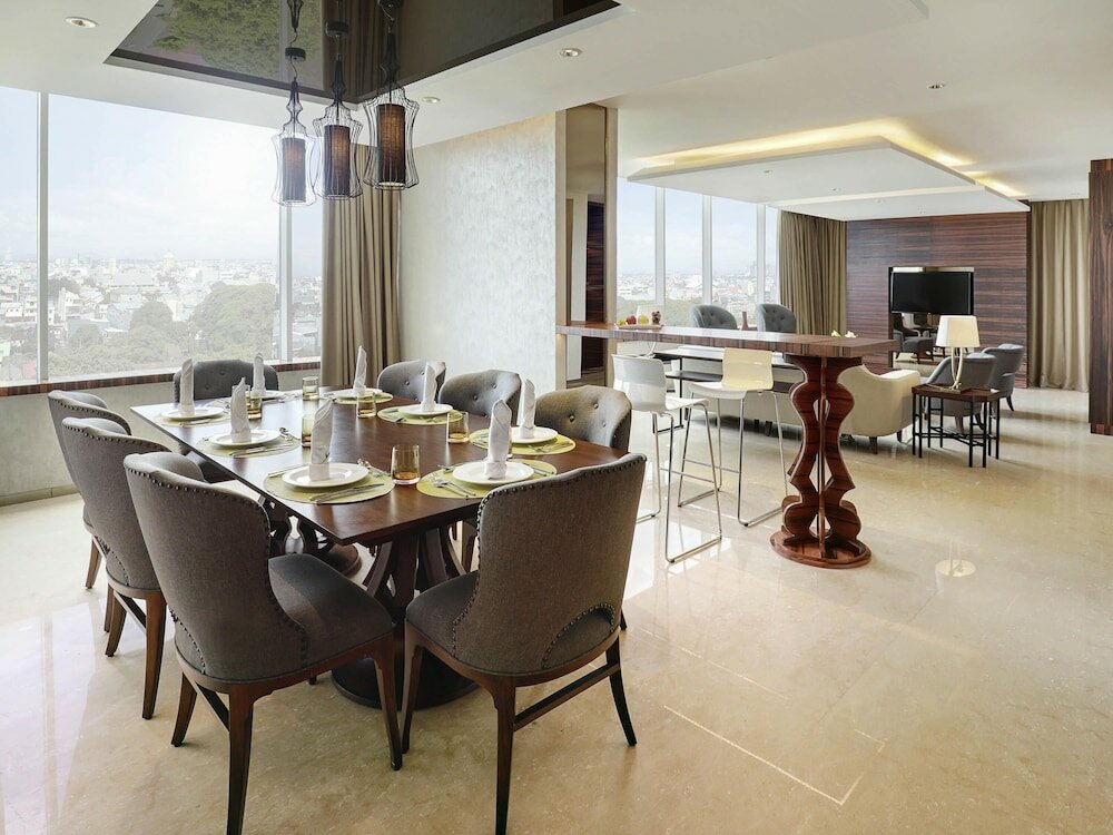 Фото Novotel Makassar Grand Shayla