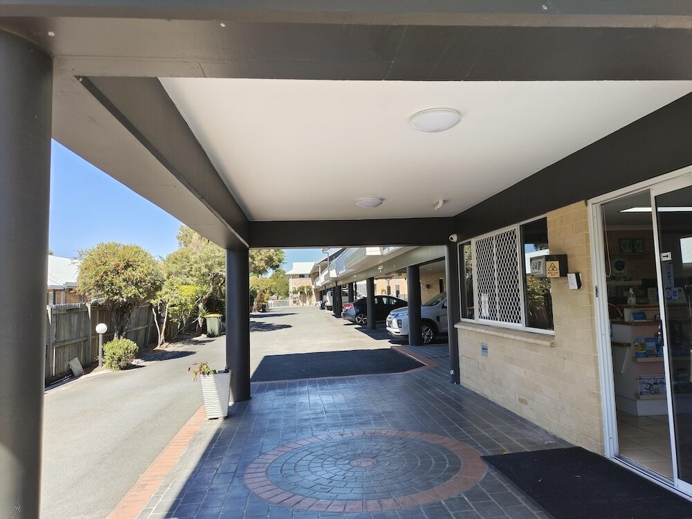 Фото Best Western Ambassador Motor Lodge