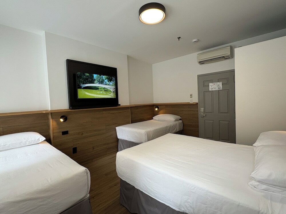 Фото Americana Inn