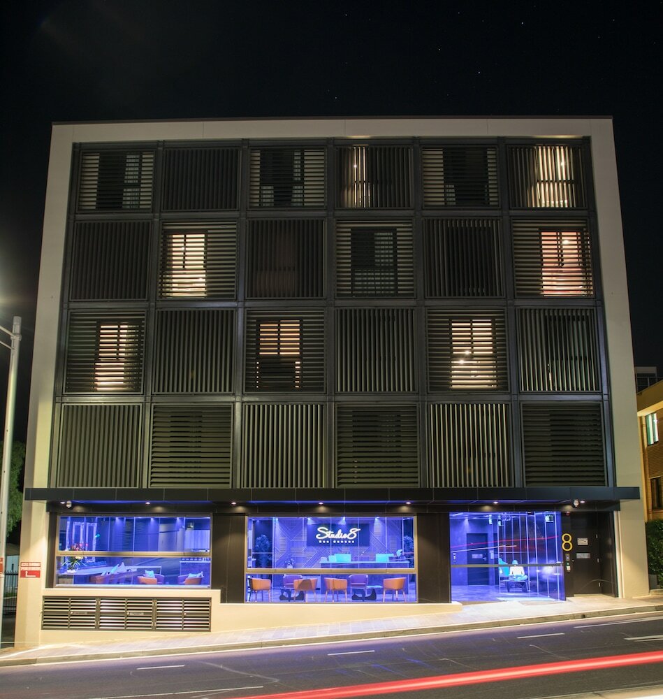Фото Studio 8 Residences - Adults Only