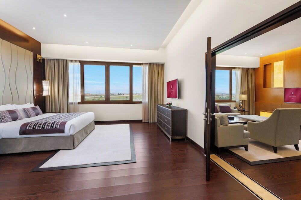 Фото Grand Millennium Tabuk