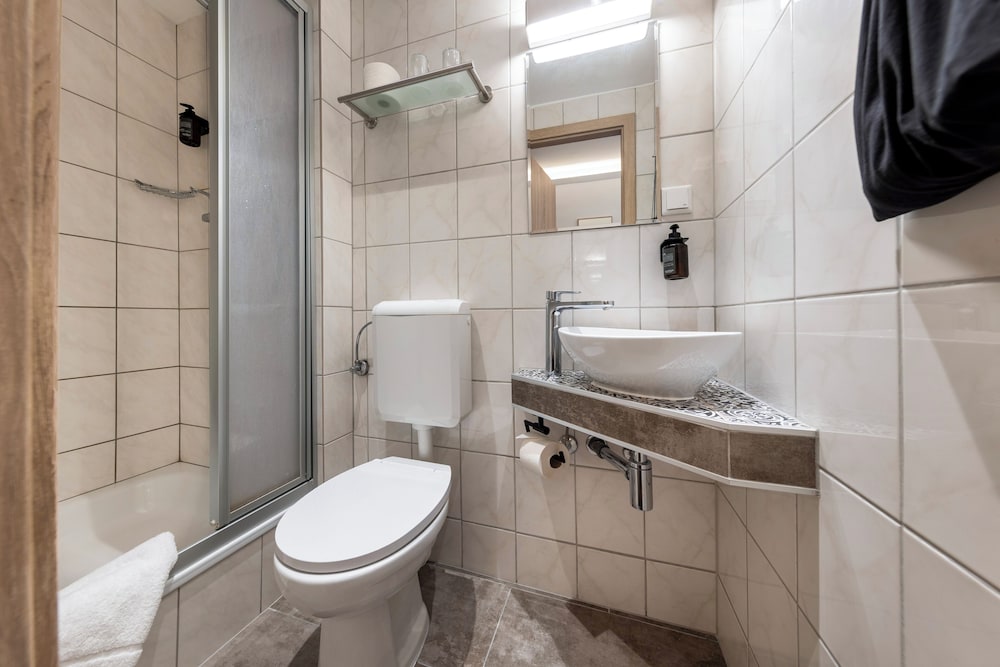 Фото Auto-Parkhotel