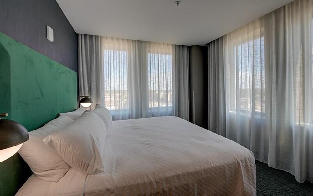 Фото Threefoot Hotel, Meridian, a Tribute Portfolio Hotel