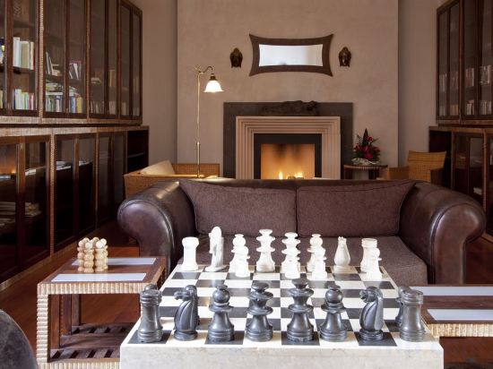 Фото Regency Country Club Apartments Suites