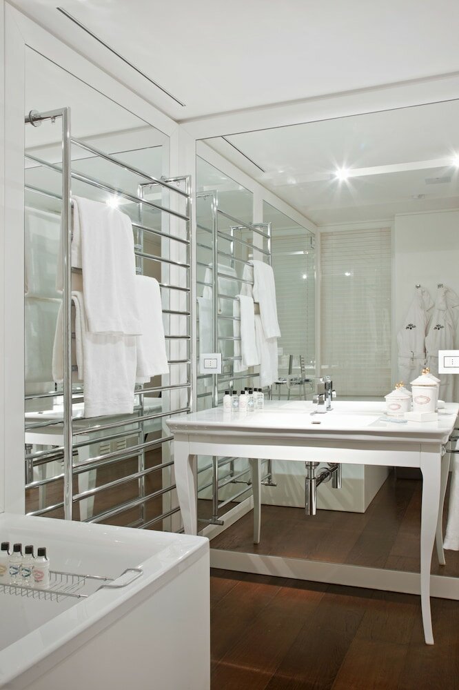 Фото Magna Pars - L’Hotel à Parfum