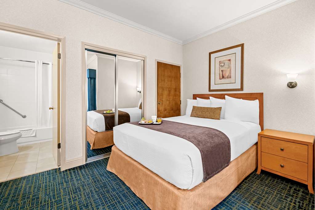 Фото Best Western De Anza Inn