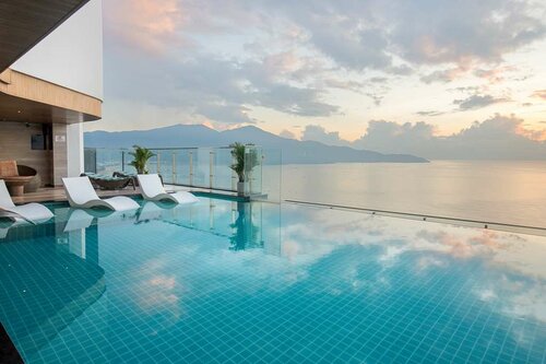 Гостиница Radisson Hotel Danang в Дананге
